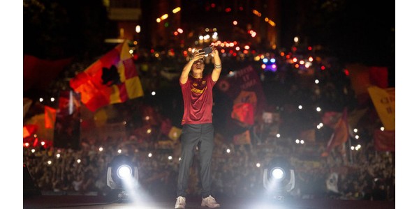 L'humeur perdue de Paulo Dybala touchée par les fans de la Roma L'humeur perdue de Paulo Dybala touchée par les fans de la Roma